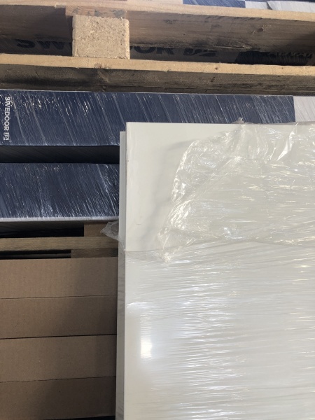 Дверь белая гладкая SWEDOOR by Jeld-Wen Easy 201, М10*21, №24 фотография